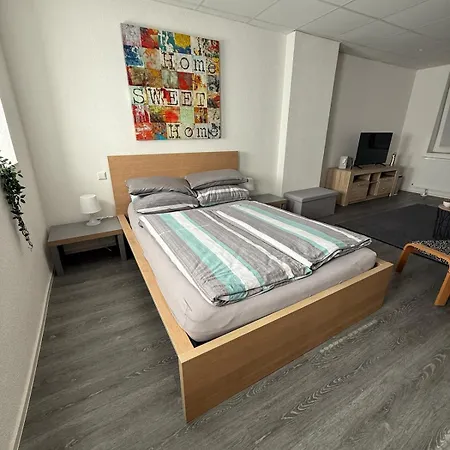 Διαμέρισμα Modernes 1-zimmer-apartment Im Herzen Oberkochens *